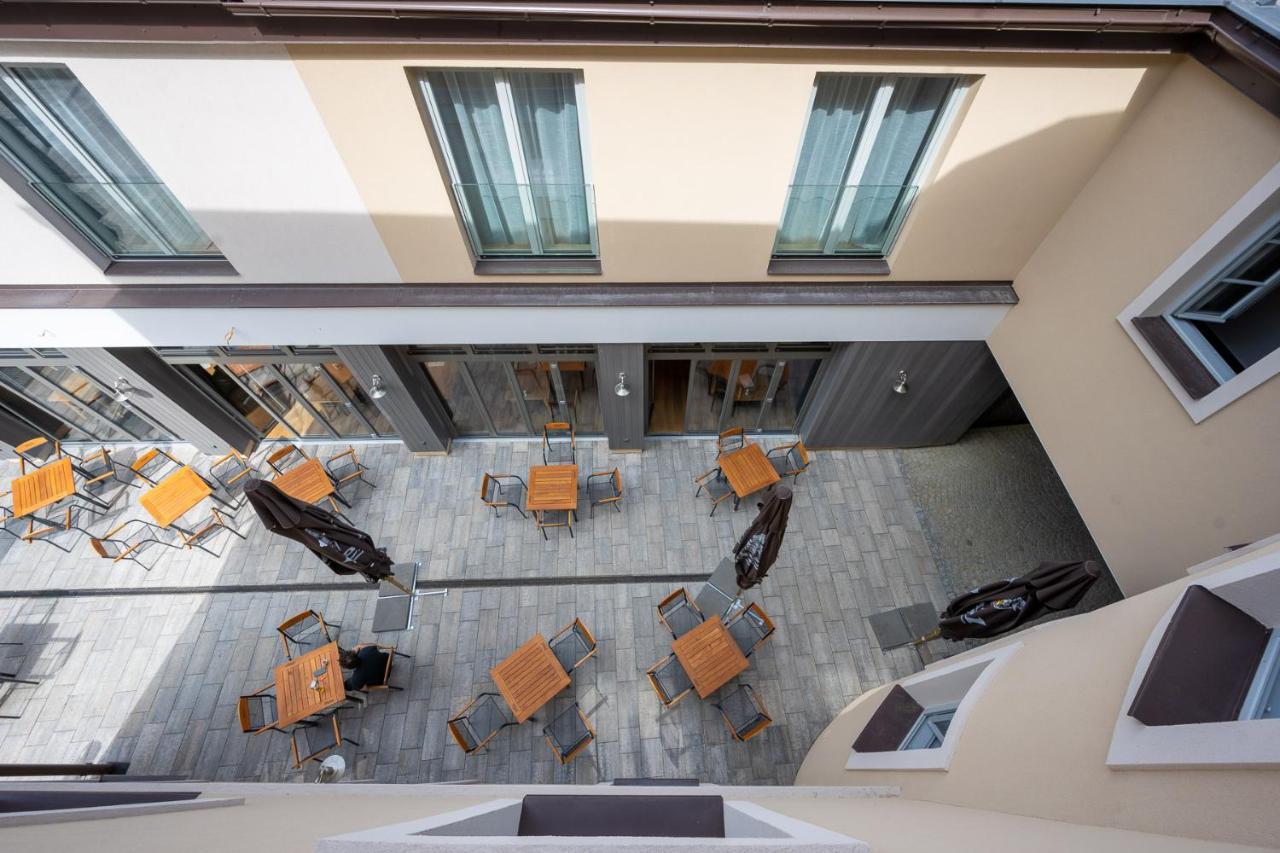 Hotel Barborsky Dvur Kutna Hora Bagian luar foto