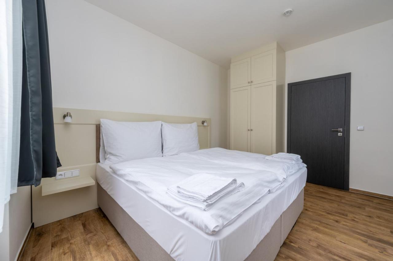 Hotel Barborsky Dvur Kutna Hora Bagian luar foto