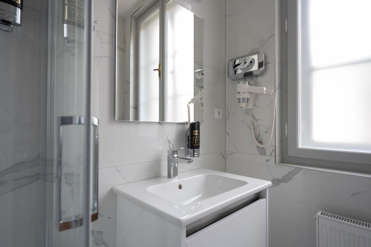 Hotel Barborsky Dvur Kutna Hora Bagian luar foto